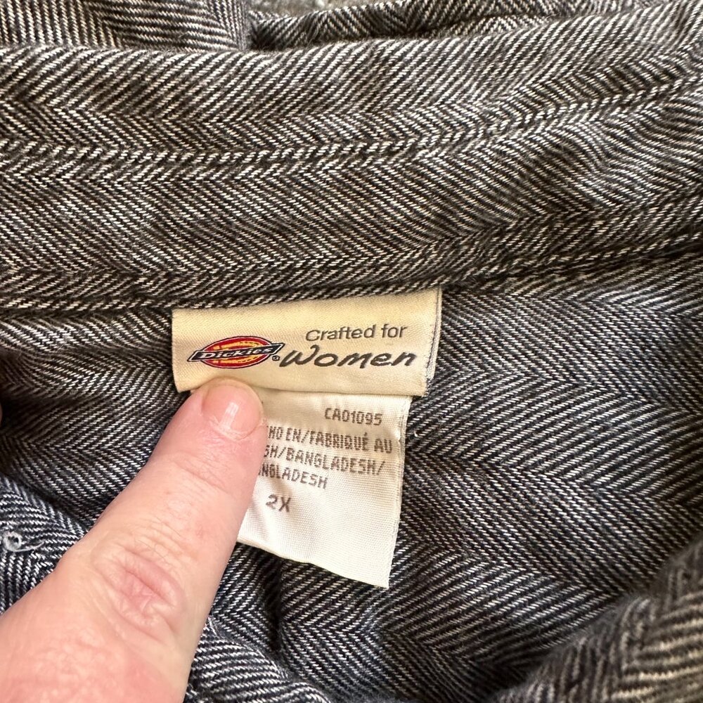 Dickies Herring Bone Long Sleeve Shirt - Picture 2 of 3